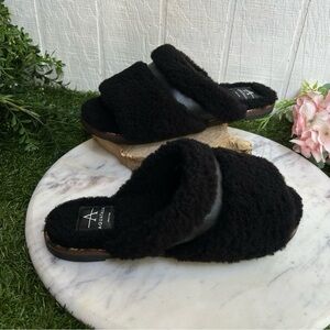 Aquatalia Black Shearling Women's Slippers